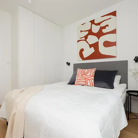 Luxurious And Modern Apartments In Warsaw City Center With Parking By Renters Prestige Exterior photo