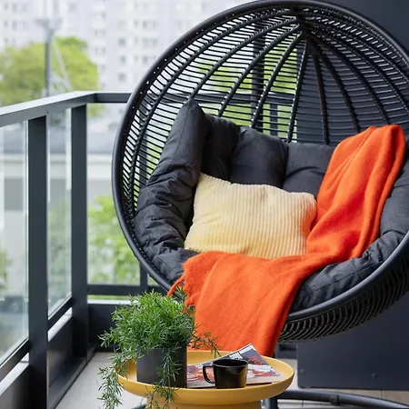 Luxurious And Modern Apartments In Warsaw City Center With Parking By Renters Prestige Exterior photo