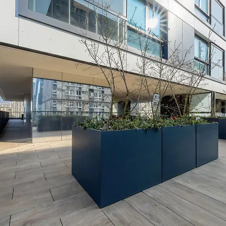 Luxurious And Modern Apartments In Warsaw City Center With Parking By Renters Prestige Exterior photo