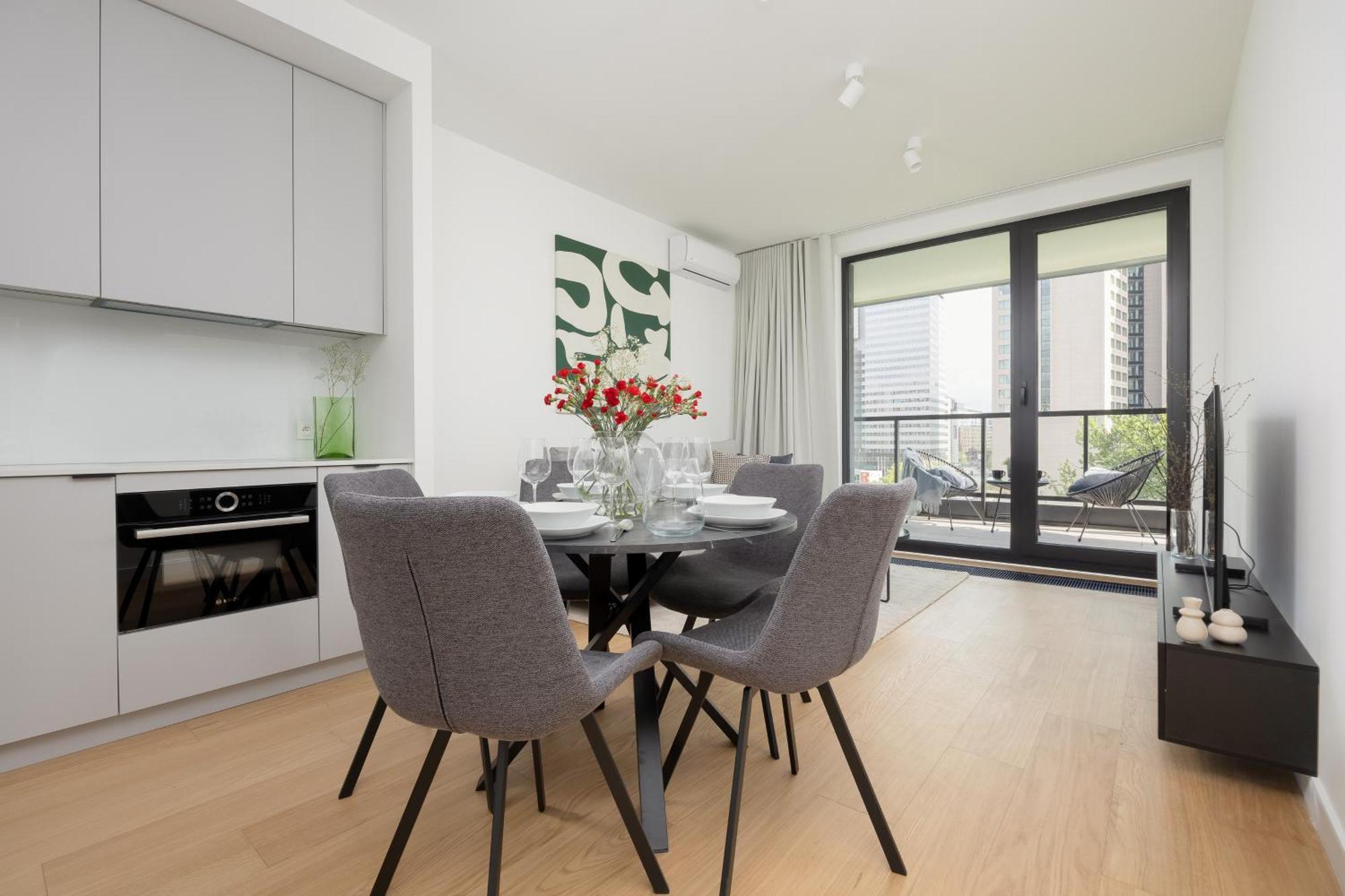 Apartamento Luxurious And Modern In Center With Parking By Renters Prestige *